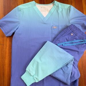 FIGS Scrub Set - Mens - Tansen pants - Leon Top - Ombre Horizon FREEx